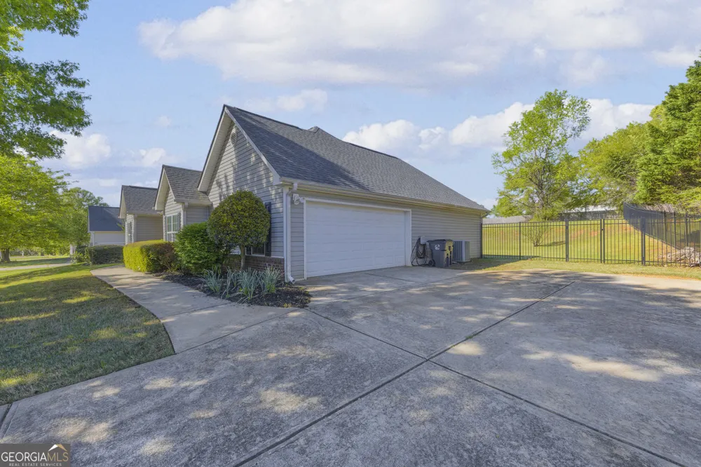 678 Bailey DR Jefferson, GA 30549