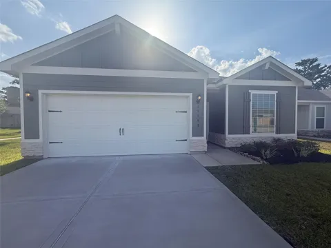 15403 Maple Terrace Drive