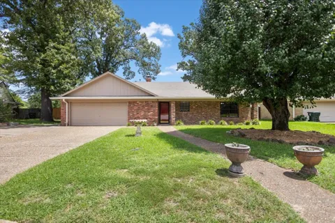 1100 Foxglove Lane