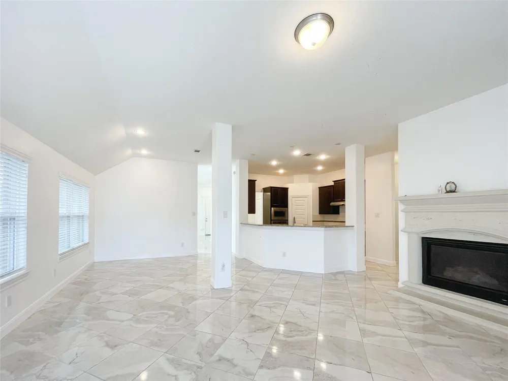 18126 Golden Falls Lane Spring, TX 77379