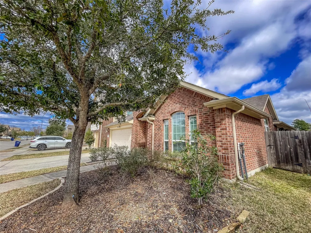 18126 Golden Falls Lane Spring, TX 77379