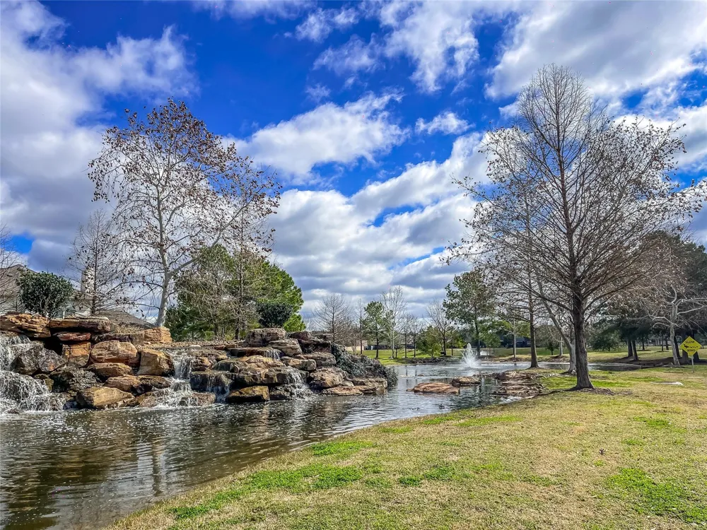 18126 Golden Falls Lane Spring, TX 77379