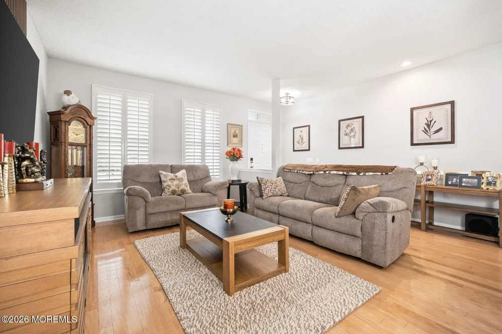 9 Robin Lane Barnegat, NJ 08005