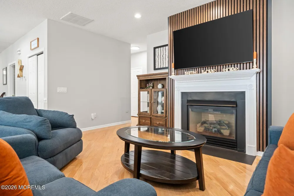 9 Robin Lane Barnegat, NJ 08005