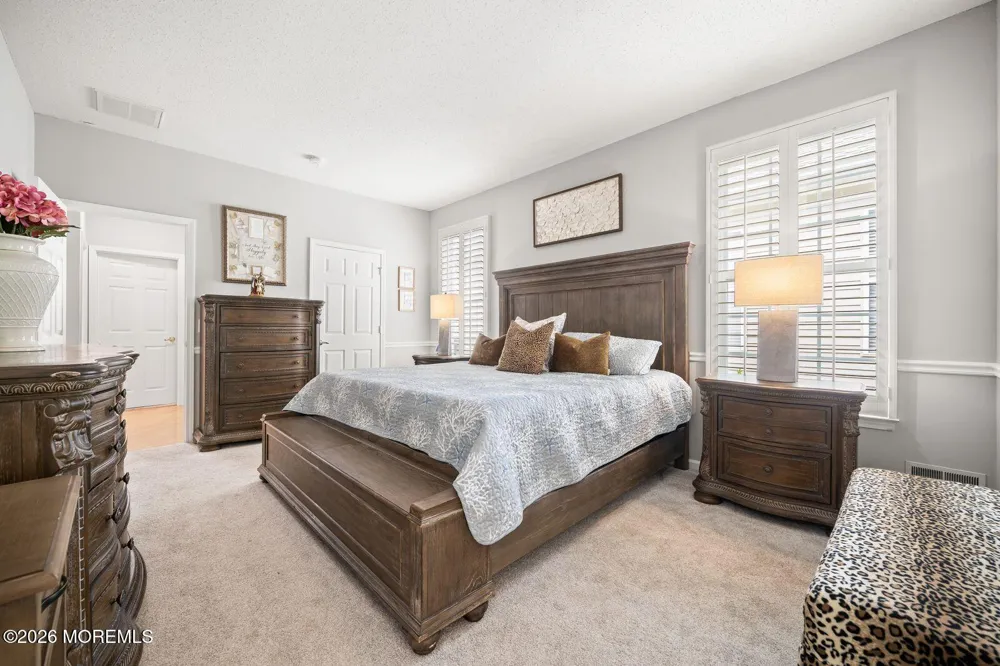 9 Robin Lane Barnegat, NJ 08005