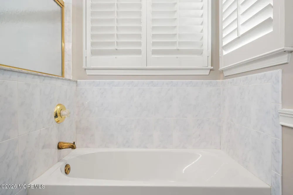 9 Robin Lane Barnegat, NJ 08005