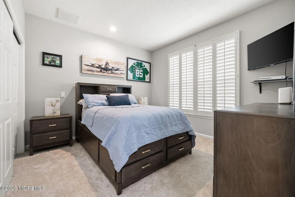 9 Robin Lane Barnegat, NJ 08005