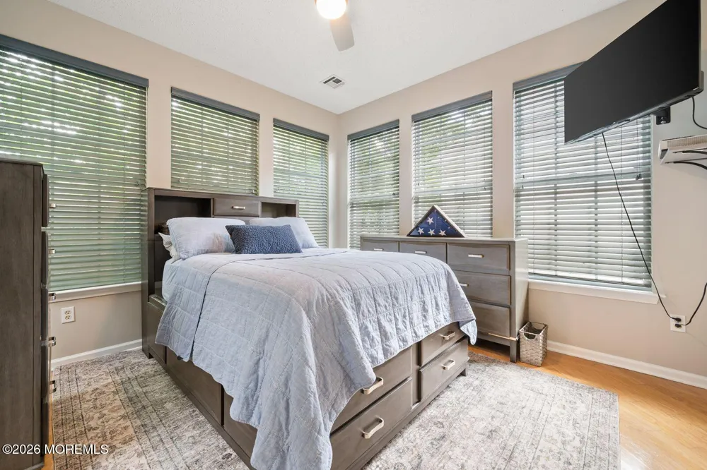 9 Robin Lane Barnegat, NJ 08005