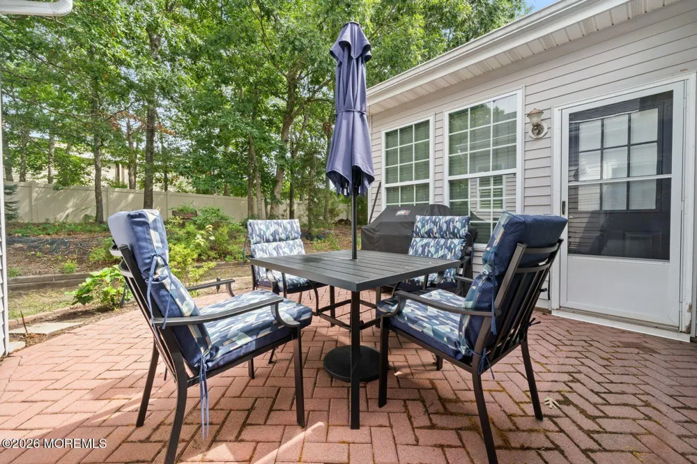 9 Robin Lane Barnegat, NJ 08005