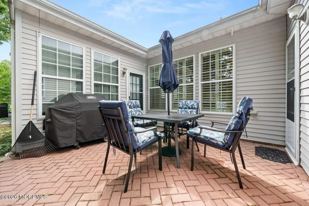 9 Robin Lane Barnegat, NJ 08005