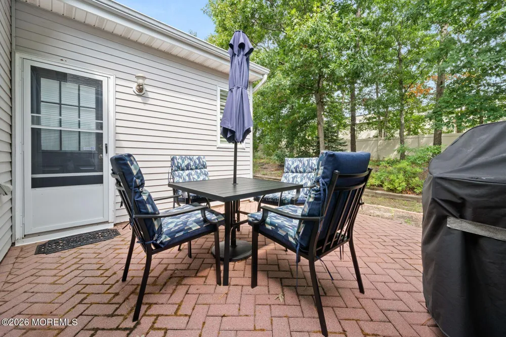 9 Robin Lane Barnegat, NJ 08005