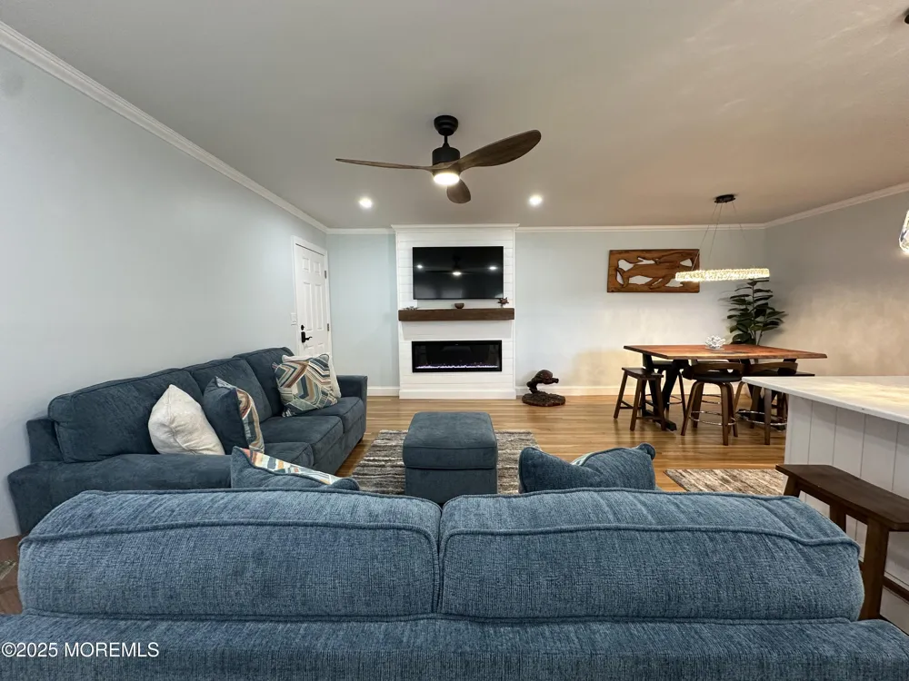 98 Wharfside Drive Monmouth Beach, NJ 07750