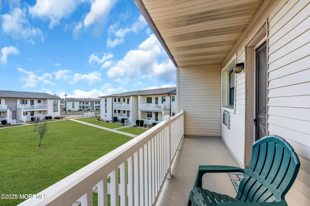 98 Wharfside Drive Monmouth Beach, NJ 07750