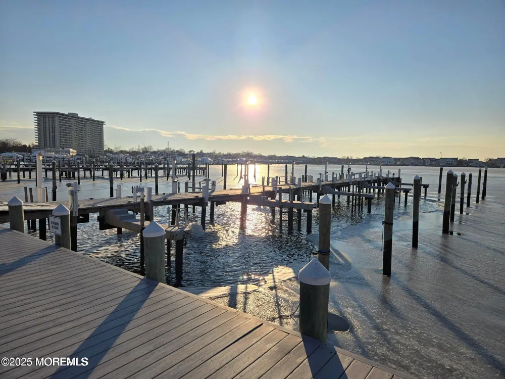 98 Wharfside Drive Monmouth Beach, NJ 07750