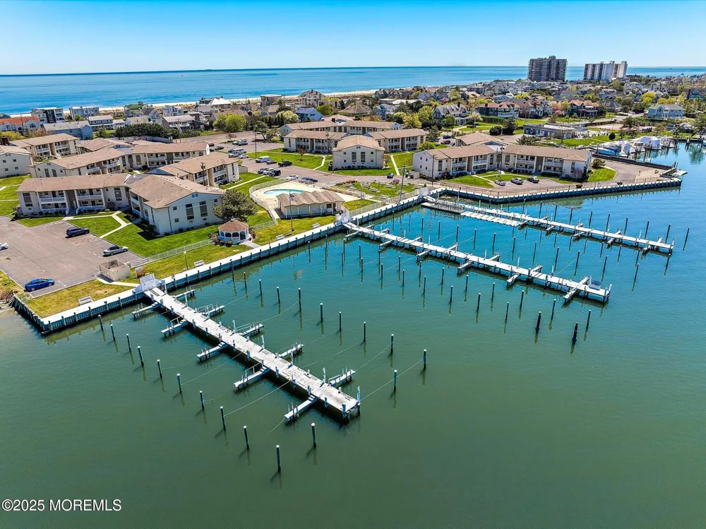 98 Wharfside Drive Monmouth Beach, NJ 07750