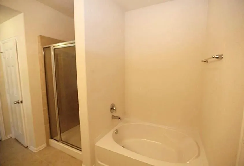 8139 Silent Deep Drive Rosenberg, TX 77469