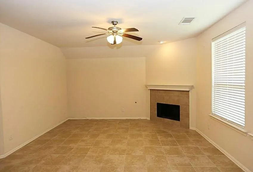 8139 Silent Deep Drive Rosenberg, TX 77469