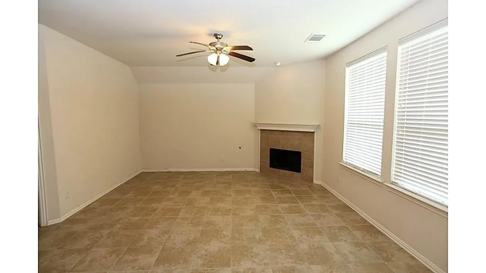 8139 Silent Deep Drive Rosenberg, TX 77469