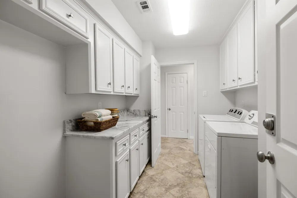 9203 Godstone Lane Spring, TX 77379