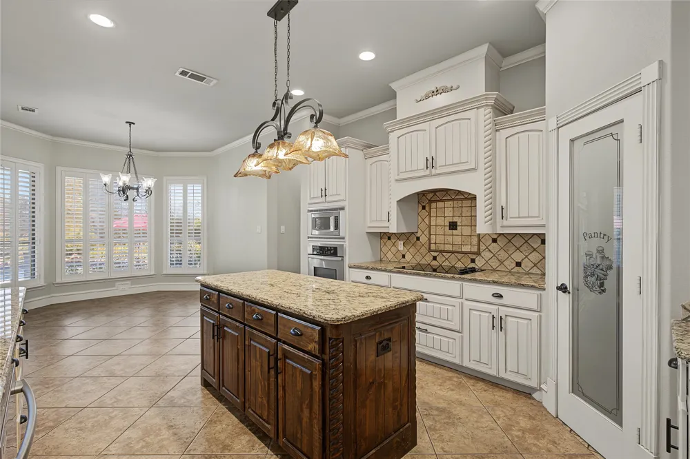 124 Carnes Court Springtown, TX 76082
