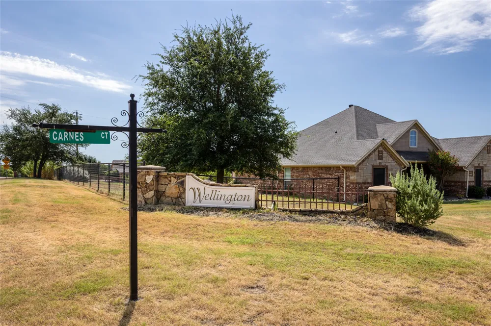 124 Carnes Court Springtown, TX 76082