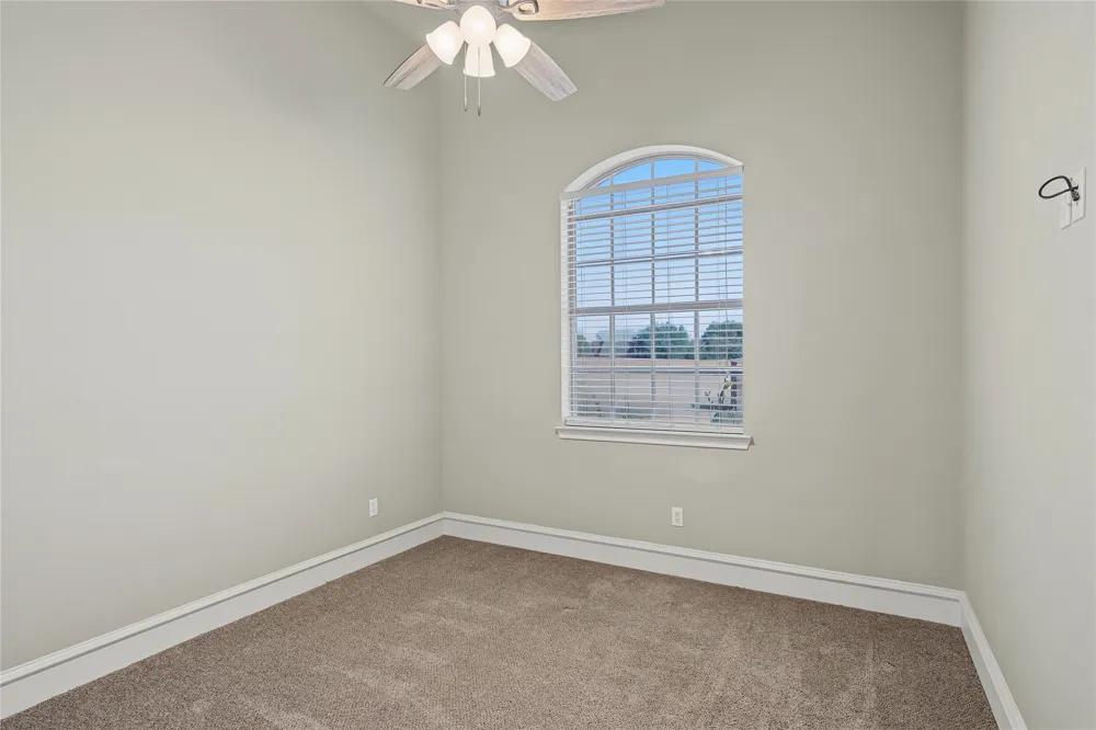 124 Carnes Court Springtown, TX 76082