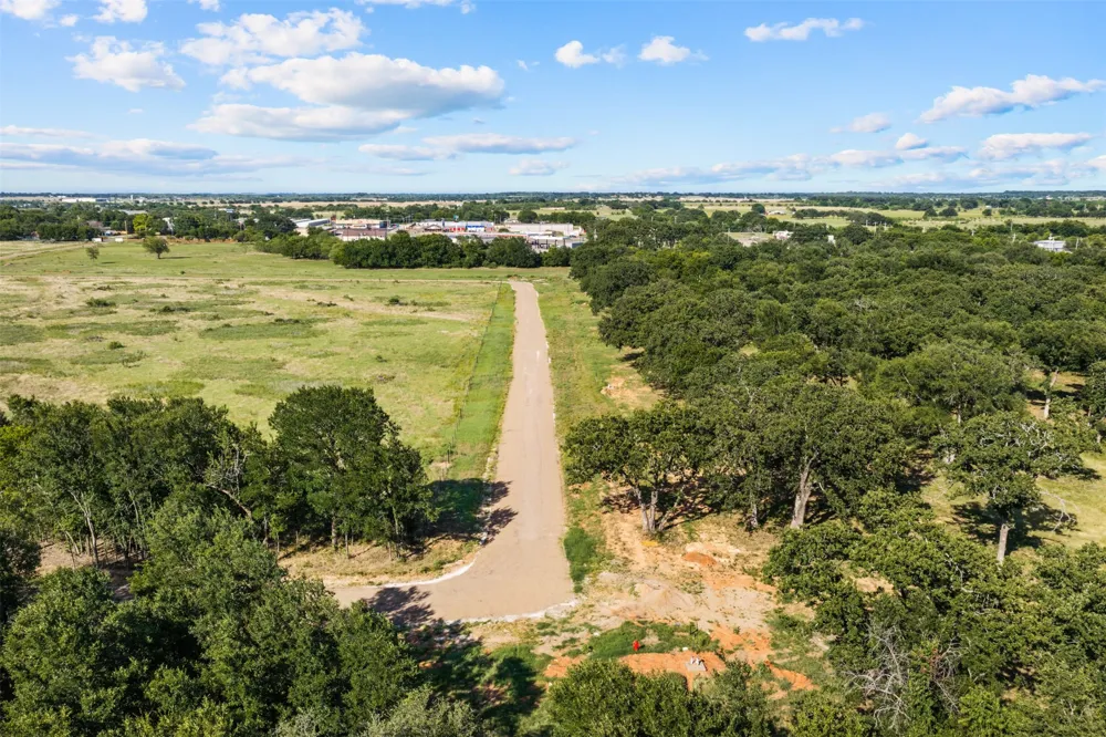 Lakewood Drive Whitney, TX 76692