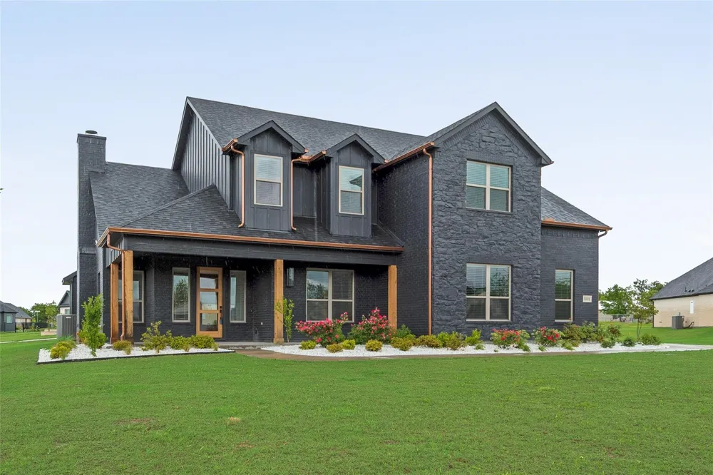 1001 Devoss Court Caddo Mills, TX 75135