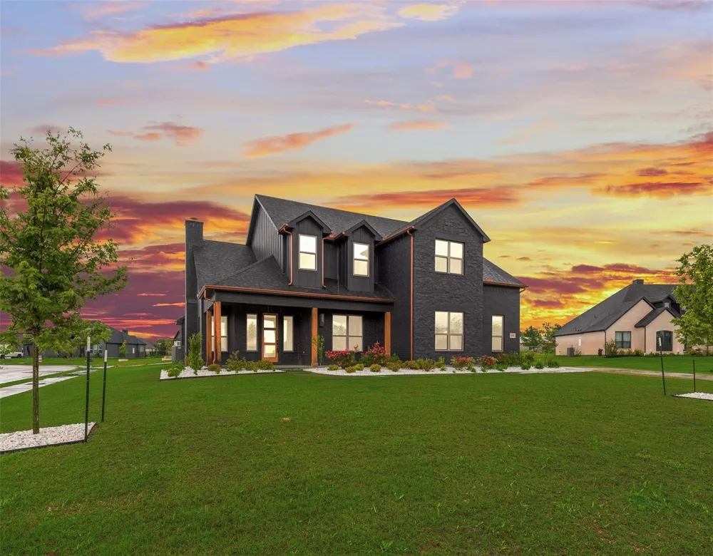 1001 Devoss Court Caddo Mills, TX 75135