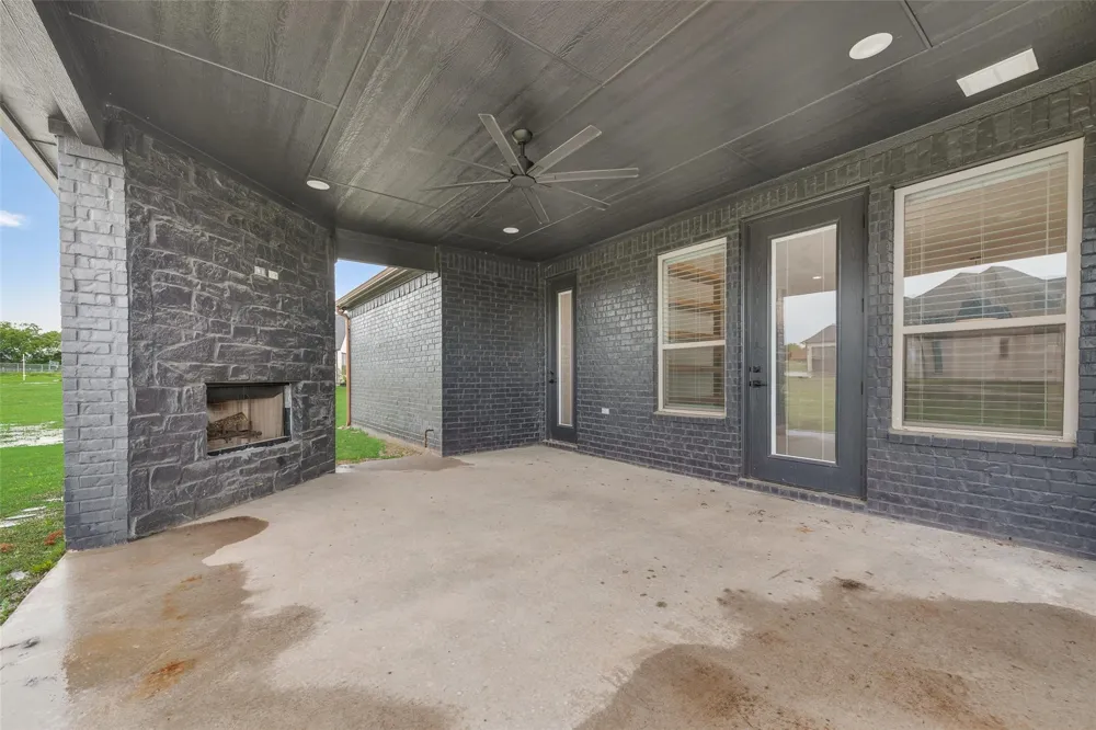 1001 Devoss Court Caddo Mills, TX 75135