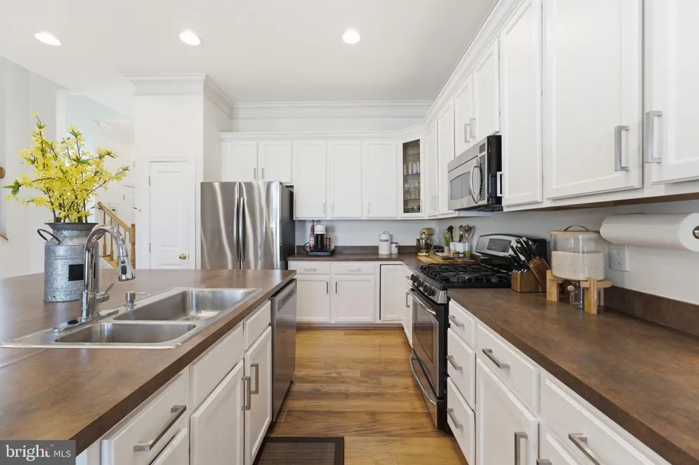 12805 CLARKSBURG SQUARE ROAD Clarksburg, MD 20871