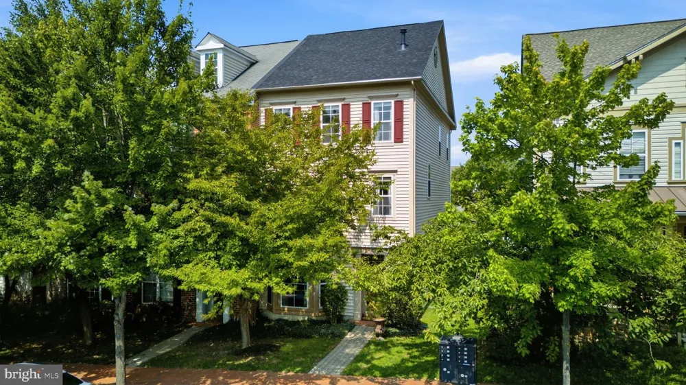 12805 CLARKSBURG SQUARE ROAD Clarksburg, MD 20871