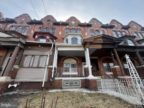 1316 W HUNTING PARK AVENUE