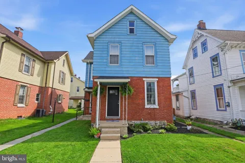 403 WALNUT STREET