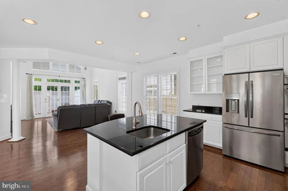 506 GOLDEN OAK TERRACE Rockville, MD 20850