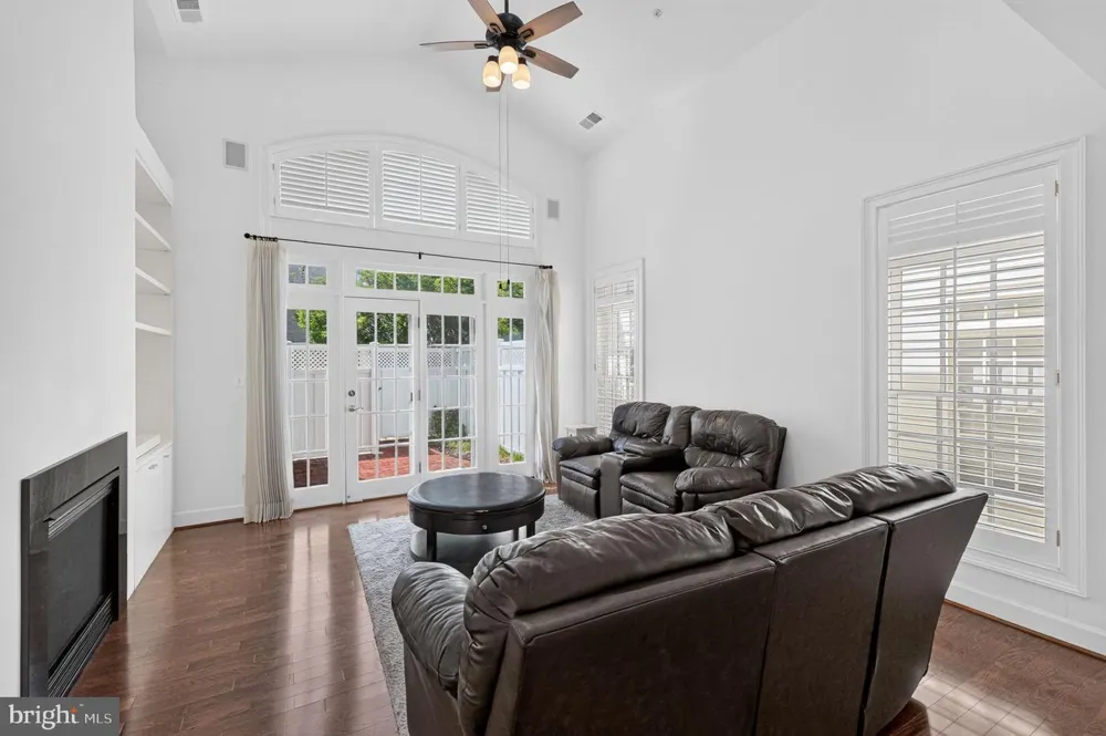 506 GOLDEN OAK TERRACE Rockville, MD 20850