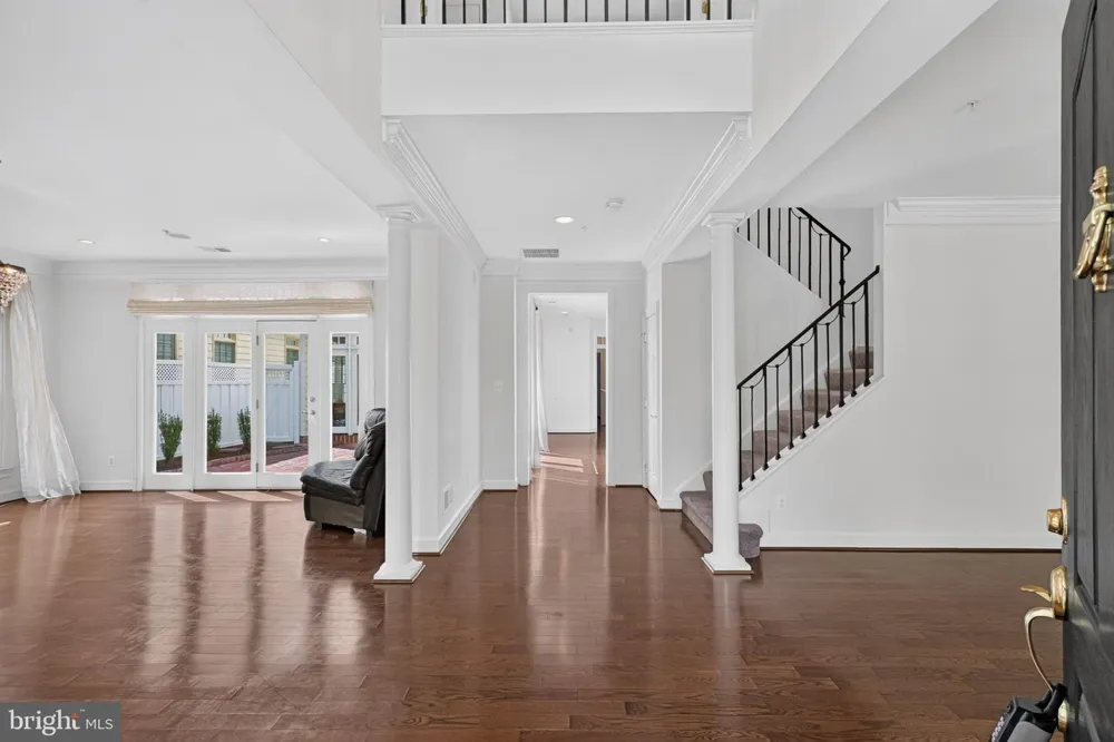 506 GOLDEN OAK TERRACE Rockville, MD 20850