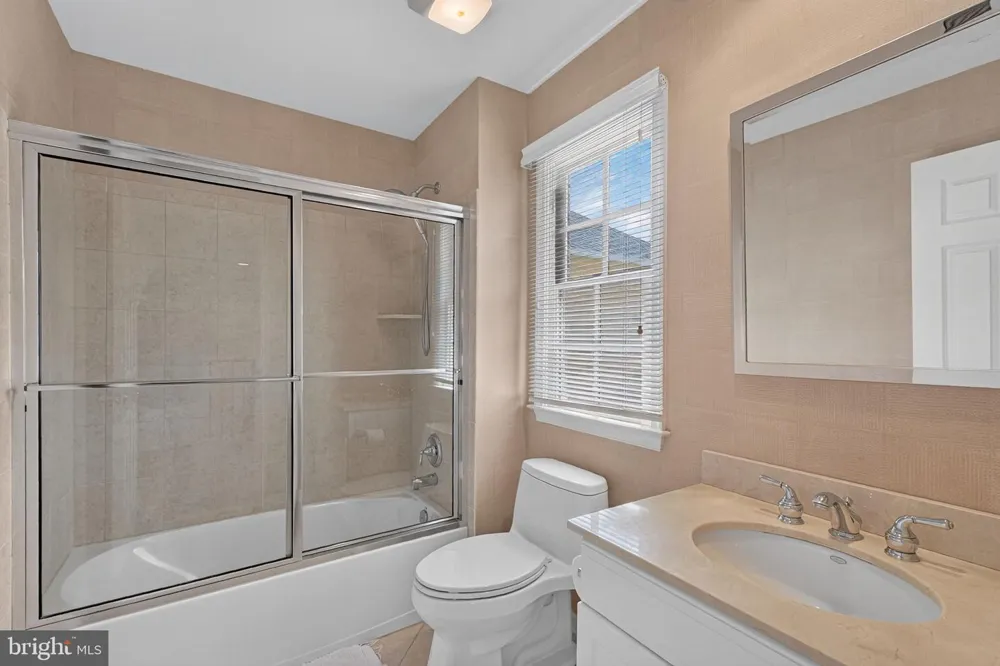 506 GOLDEN OAK TERRACE Rockville, MD 20850