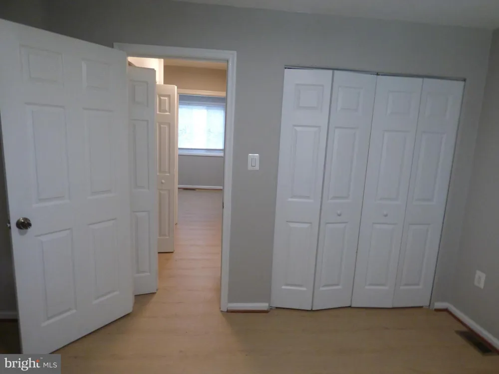 1204 WESTVIEW TERRACE Laurel, MD 20707