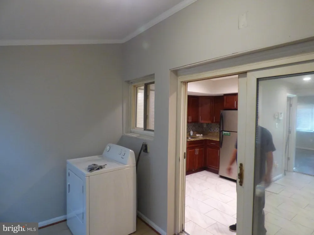 1204 WESTVIEW TERRACE Laurel, MD 20707