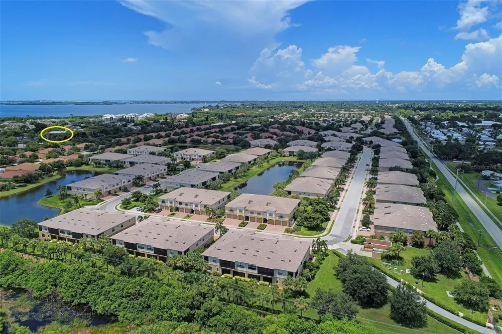 4186 OVERTURE CIRCLE Bradenton, FL 34209