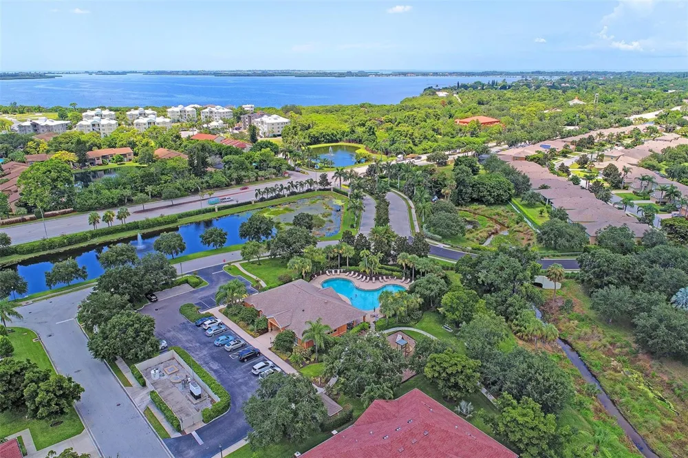 4186 OVERTURE CIRCLE Bradenton, FL 34209