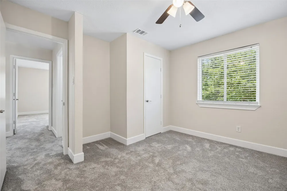 1600 Hartford Drive Carrollton, TX 75007