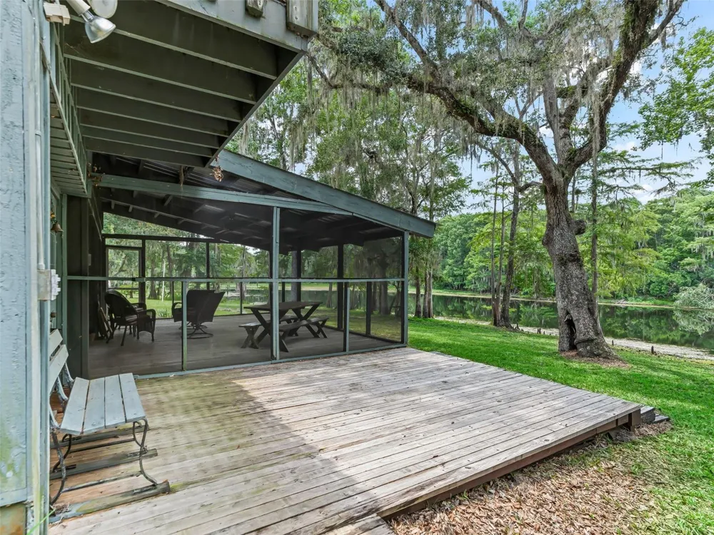 10518 SW 64TH AVENUE Bushnell, FL 33513
