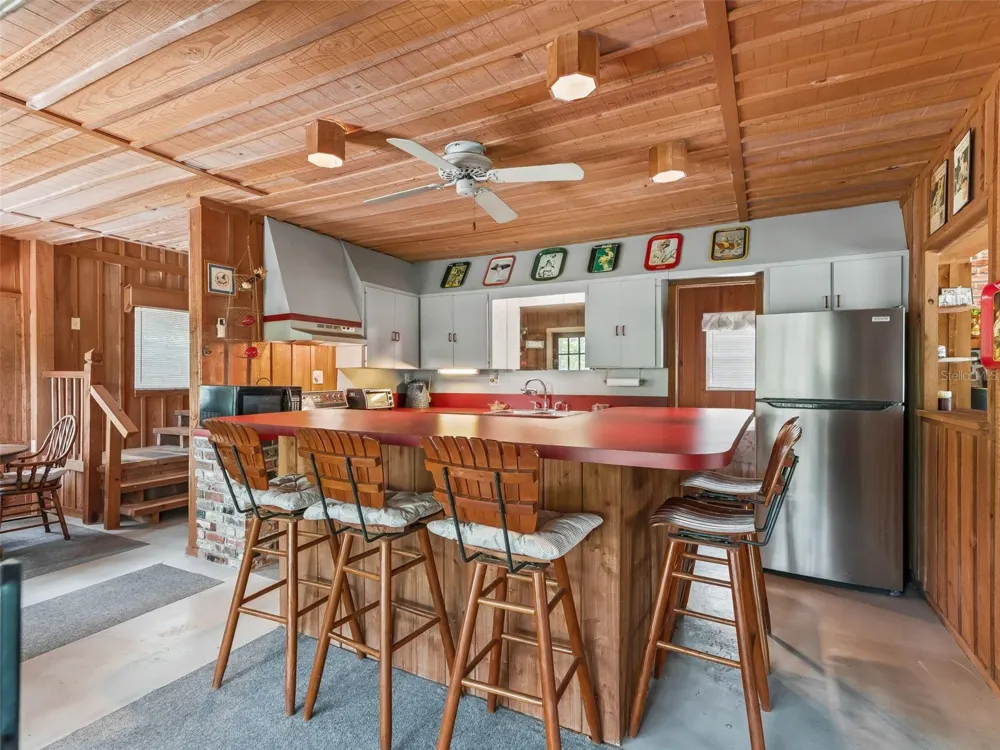 10518 SW 64TH AVENUE Bushnell, FL 33513