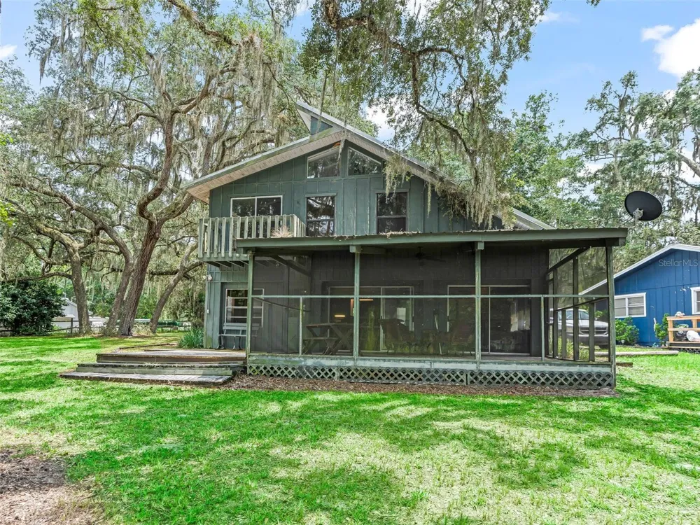 10518 SW 64TH AVENUE Bushnell, FL 33513