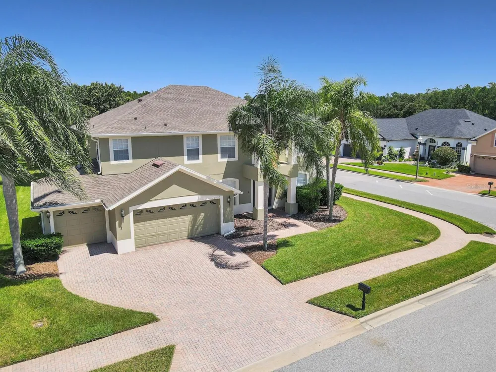 10093 CHARDONNAY DRIVE Orlando, FL 32832