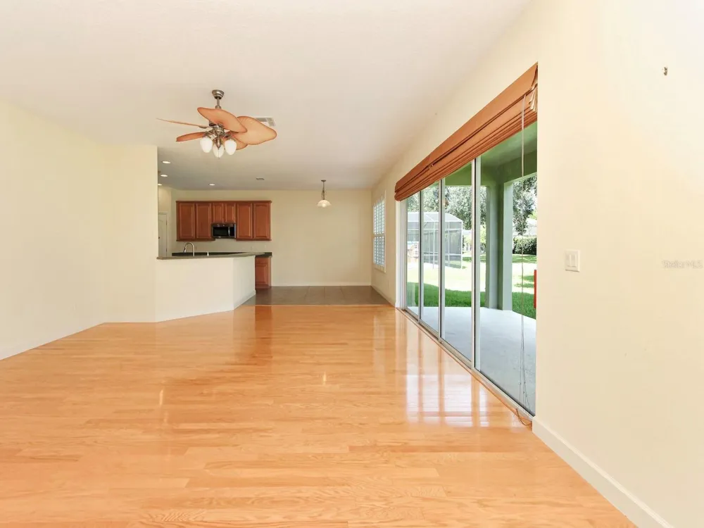10093 CHARDONNAY DRIVE Orlando, FL 32832