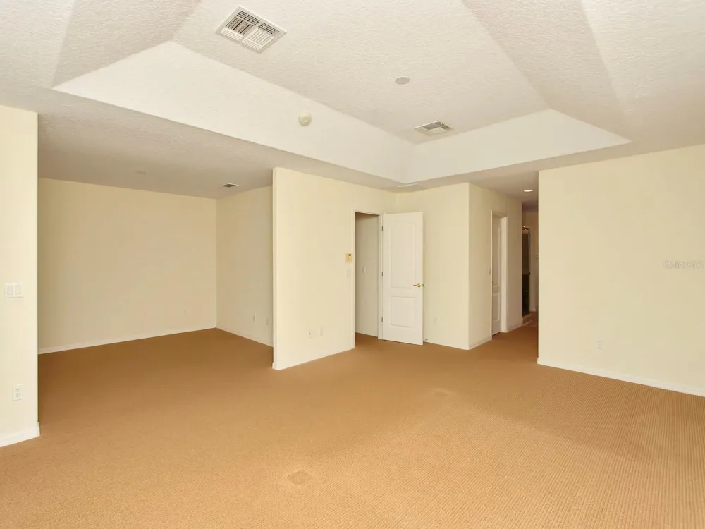 10093 CHARDONNAY DRIVE Orlando, FL 32832