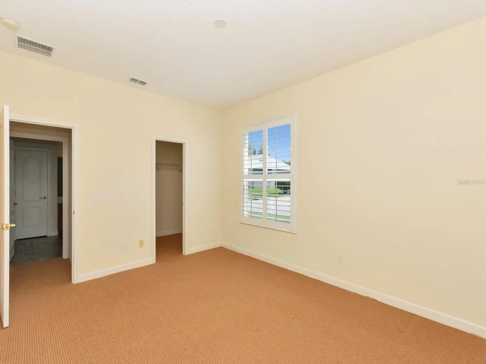 10093 CHARDONNAY DRIVE Orlando, FL 32832